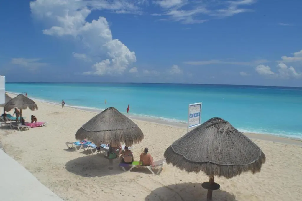 Private Room. Brisas. Zona Hotelera. Cancun